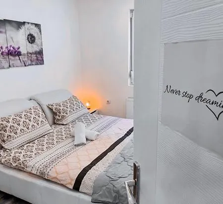 Appartement Opsesija *