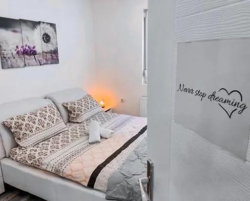 Апартаменты Opsesija *